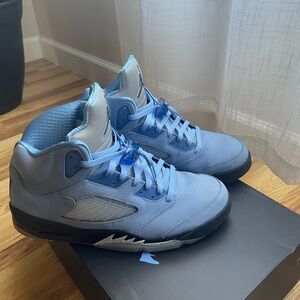 Jordan Retro 5 Blue Box
